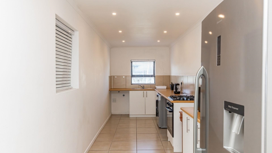 2 Bedroom Property for Sale in De Kelders Western Cape